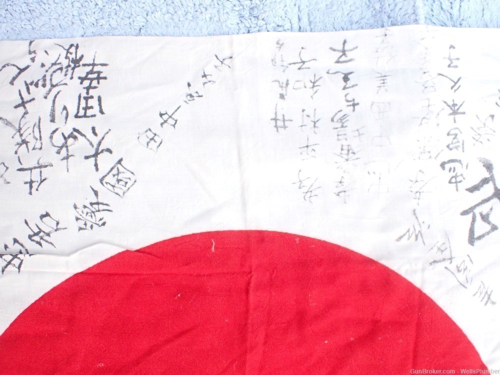 WWII JAPANESE HINOMARU MEATBALL FLAG W/ SIGNED KANJI CHARACTERS (VERY NICE)-img-13
