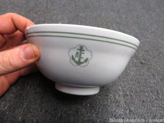JAPANESE WWII NAVY MESS HALL BOWL COMPLETE & ORIGINAL-img-0