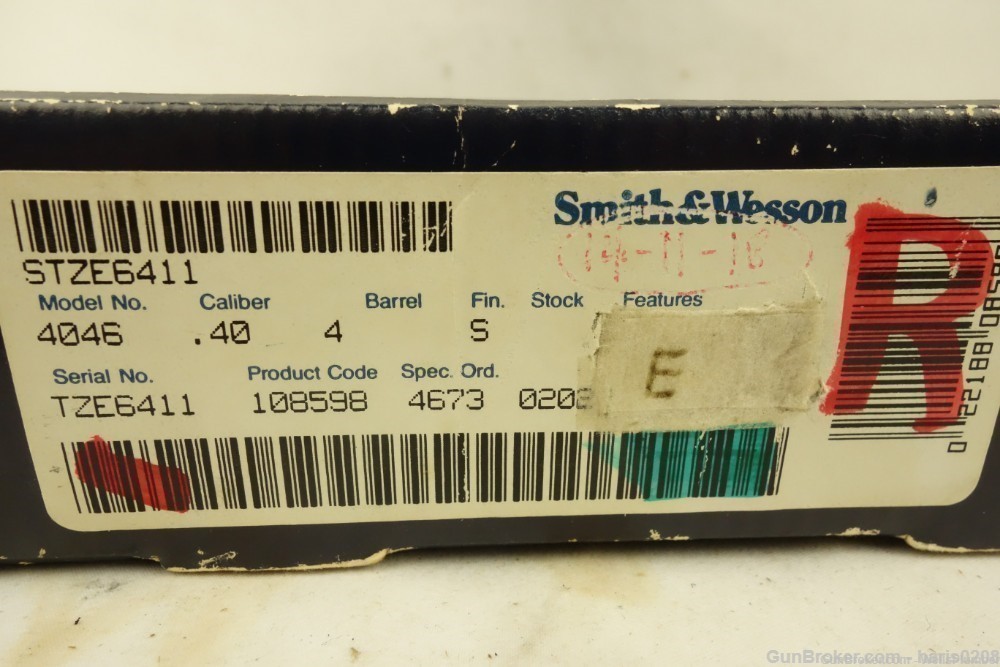 SMITH & WESSON MODEL 4046 STAINLESS .40S&W 4" BBL FACTORY BOX WITH PAPERS-img-2