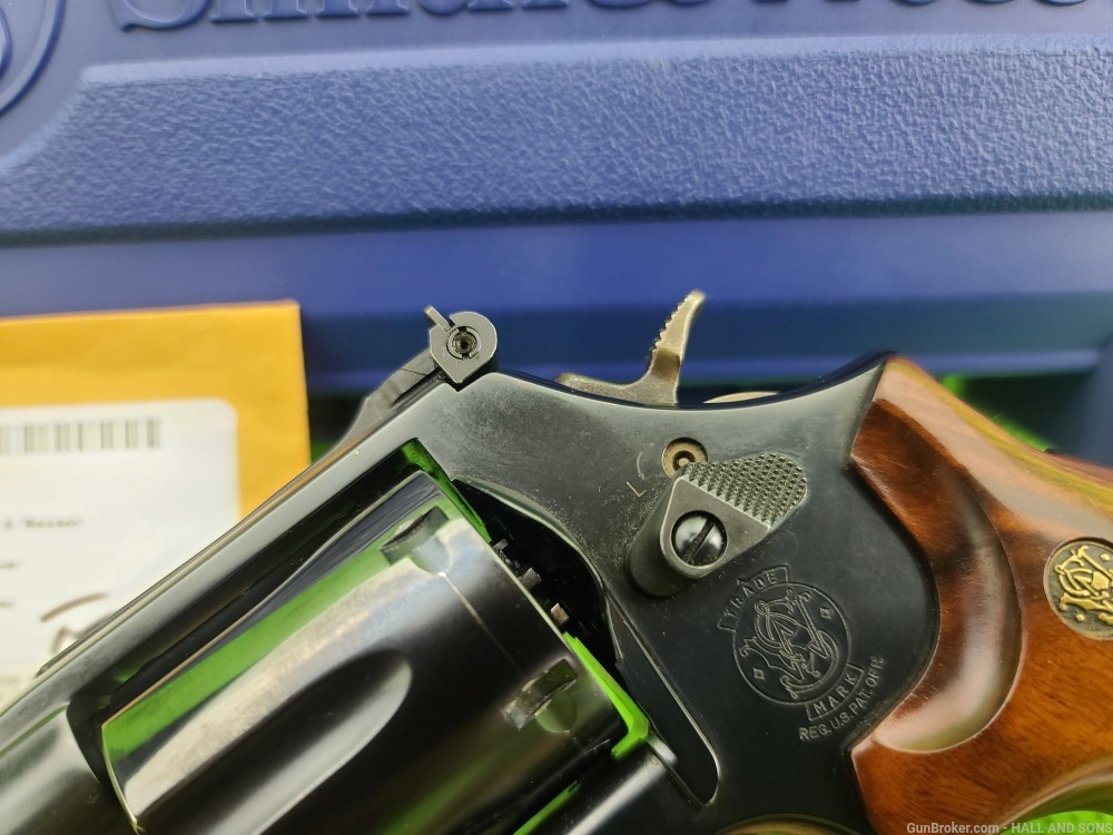 Smith & Wesson * 586 * 357 Mag * 586-8 * 4" Blue BORN 2012 IN ORIGINAL BOX -img-41