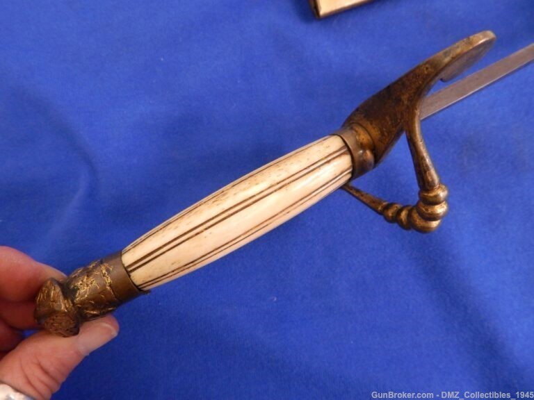 1820s-30s Eagle Head Officers Sword with Scabbard-img-7