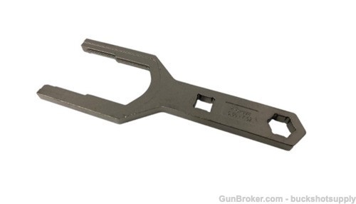 SIG SAUER Factory Silencer Wrench for the SIG 5.56QD Suppressor 8100411-R-img-0