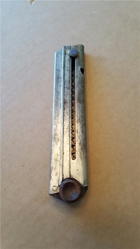 German Luger Wood Bottom mag Marked on spine 0.687-img-1