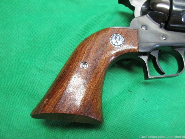Outstanding Ruger Super Blackhawk 44 Magnum Blued 7 1/2" Barrel  -img-1
