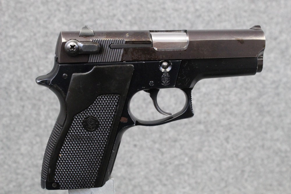 Smith and Wesson Model 469 9x19 Surplus Pistol-img-3