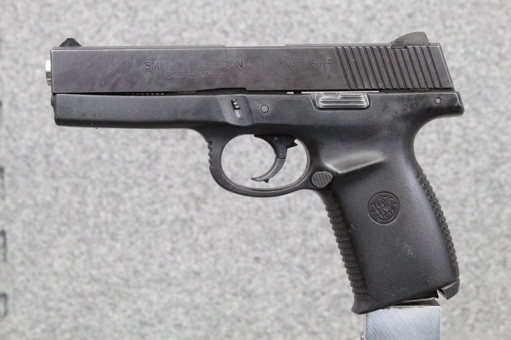 Smith and Wesson SW9F 9x19 Surplus Pistol-img-0