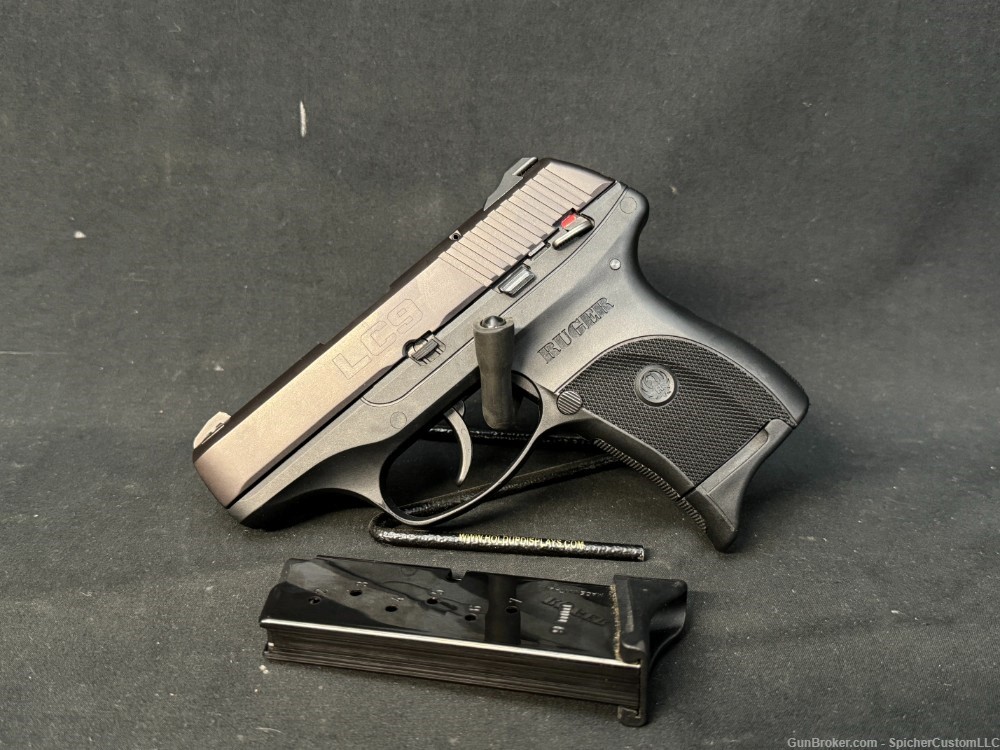 Ruger LC9 Semi Auto 9mm Two Magazines - 2011-img-1