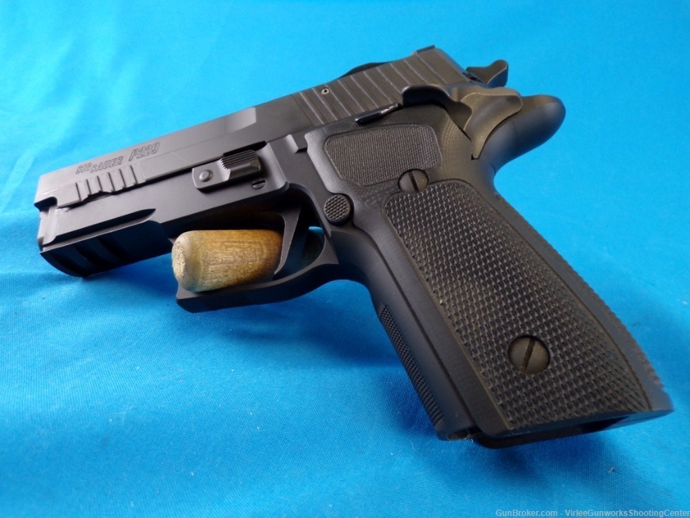 Sig Sauer p229 Legion 9mm semi auto pistol -img-1