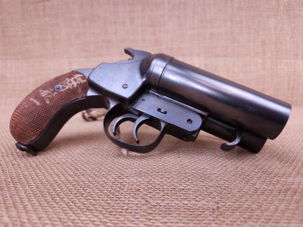 Japanese 1920's Early Kayaba Double Flare Pistol-img-0