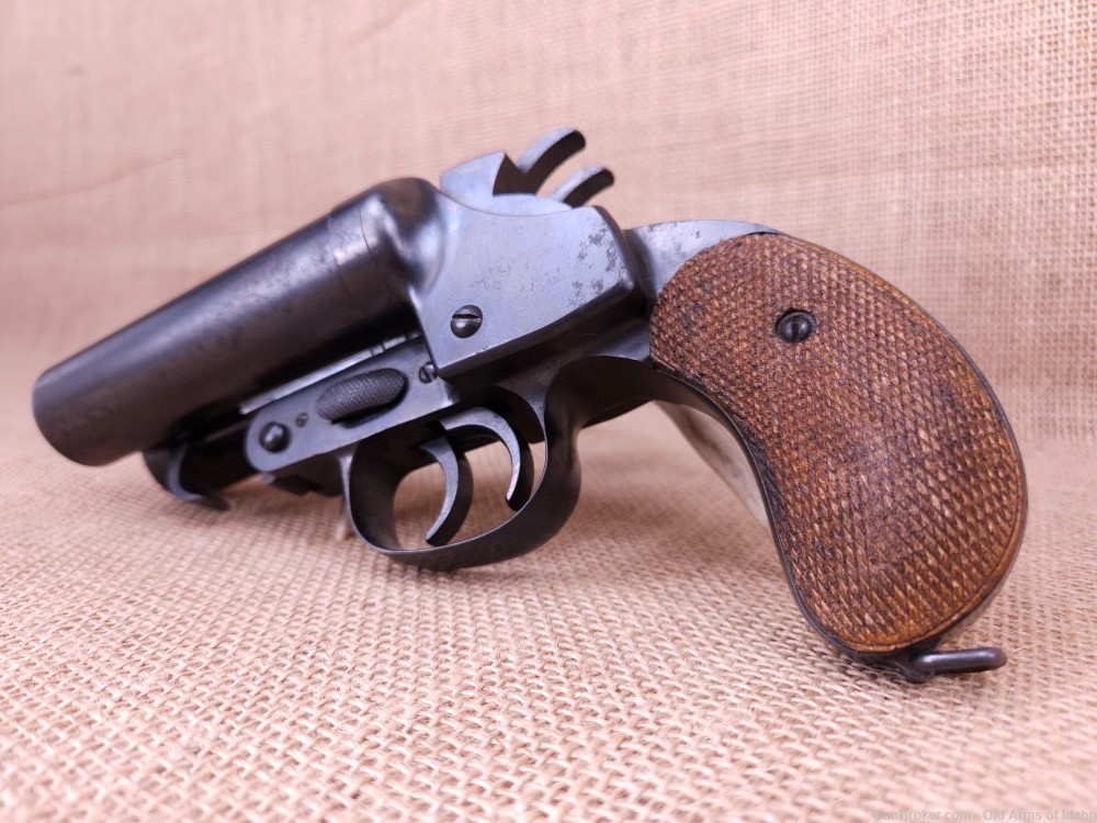 Japanese 1920's Early Kayaba Double Flare Pistol-img-11