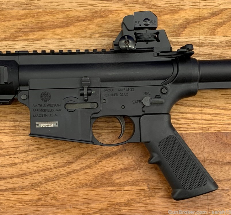S&W 16" FACTORY BLACK MODEL MP15-22 AR-15 .22 LR M&P 15-22 ORIGINAL BOX -img-8