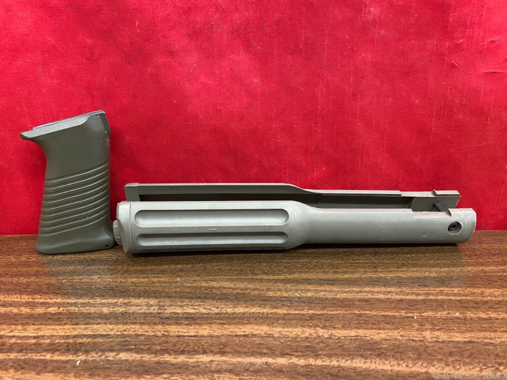 FAL T48 Handguard and Pistol Grip Grey -img-0