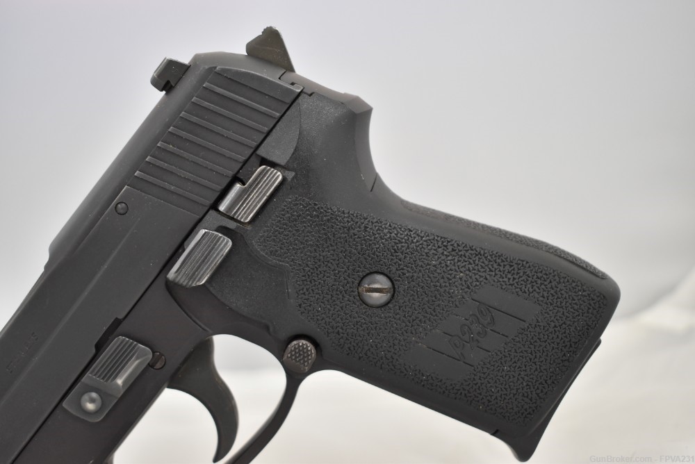Sig Sauer P239 Pistol .40 S&W Estate Sale-img-3