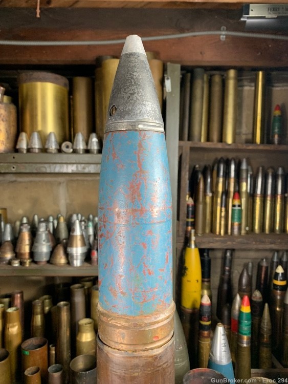 Navy 76mm HE round for the 76/62 OTO Melara rapid fire cannon -img-1