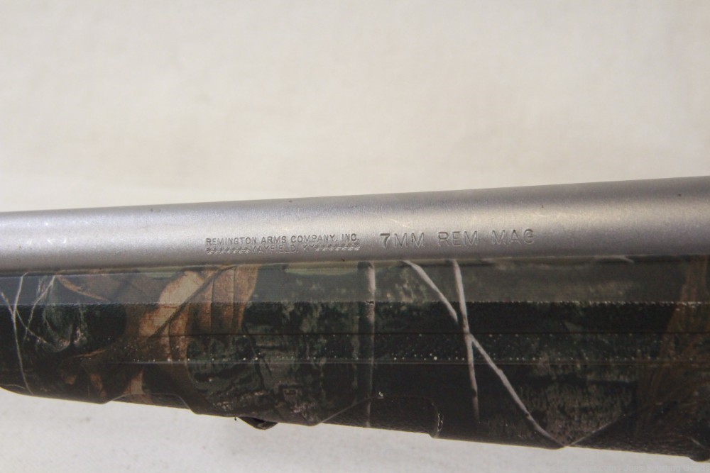 Remington 770 - 7mm Rem. mag Bolt Action Rifle & 3-9x40 Scope-img-14