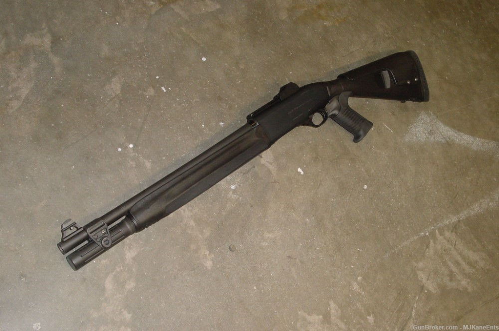 Original Beretta 1301 Tactical 12GA semi auto shotgun! Excellent!-img-9