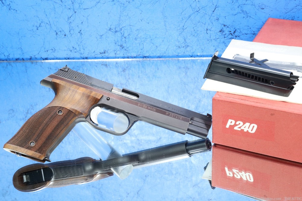 SWISS MADE SIG HAMMERLI P240 38 SPECIAL WADCUTTER W/BOX & TWO MAGS-img-59