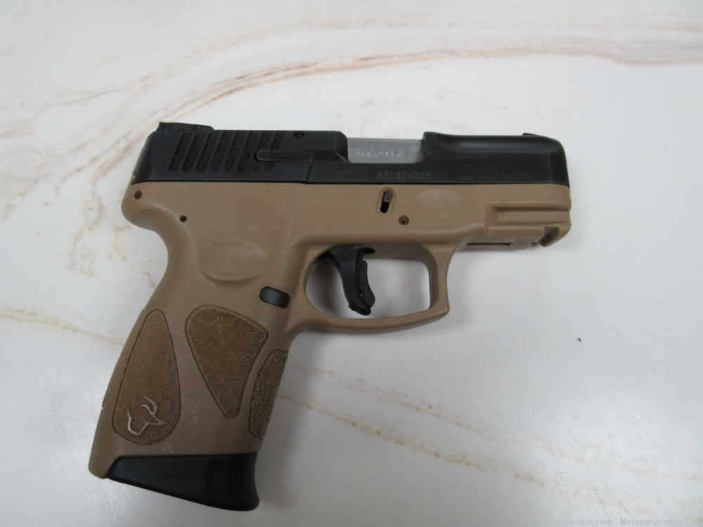 Taurus G2C 9mm 3.2" 2-12rd mags FDE/black manual thumb safety Used-img-2