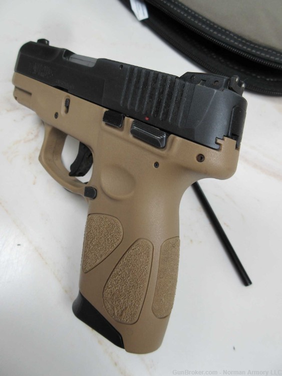 Taurus G2C 9mm 3.2" 2-12rd mags FDE/black manual thumb safety Used-img-3