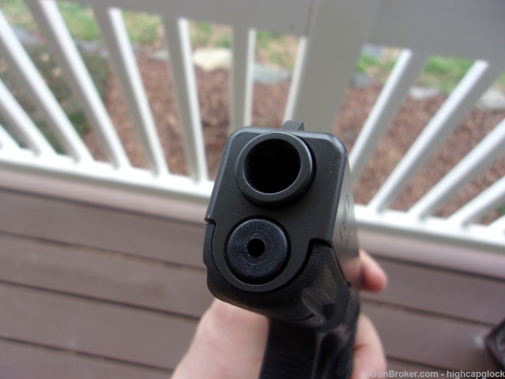 Glock 23 .40 S&W 4" Pistol 99% Hardly Fired DIMPLED Frame  Box G23 $1START-img-17