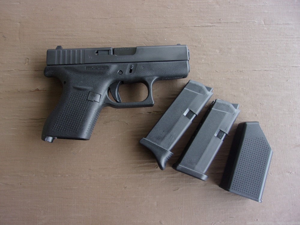 Glock 42 .380 Semi Auto 3.25" Pistol 99% Hardly Fired In Box G42 $1START   -img-2