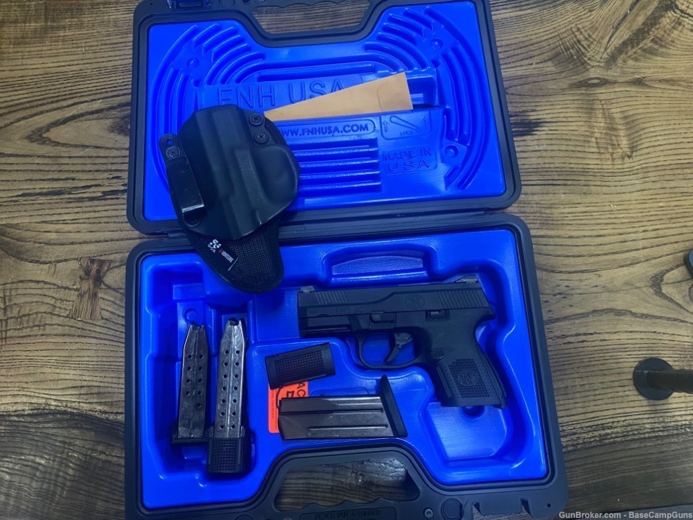 FN FNS-9C with box, holster, and 3 magazines-img-2