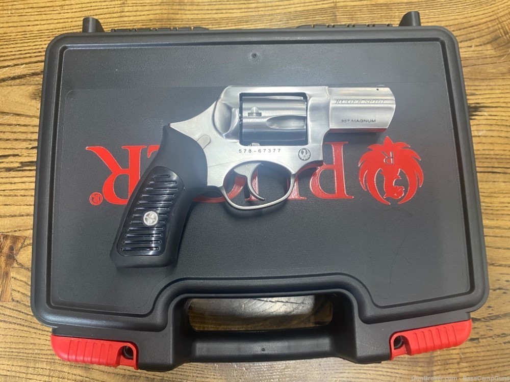 Ruger SP101 357 Magnum Hammerless with Box 5720-img-3
