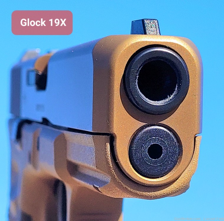Glock 19X 9mm 4" Desert Tan w/ Factory Box NS 3-17rd Mags NICE! No Reserve-img-0