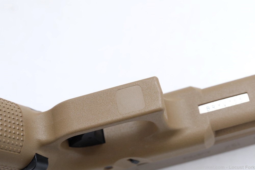 Glock 19X 9mm 4" Desert Tan w/ Factory Box NS 3-17rd Mags NICE! No Reserve-img-33