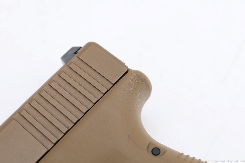 Glock 19X 9mm 4" Desert Tan w/ Factory Box NS 3-17rd Mags NICE! No Reserve-img-9