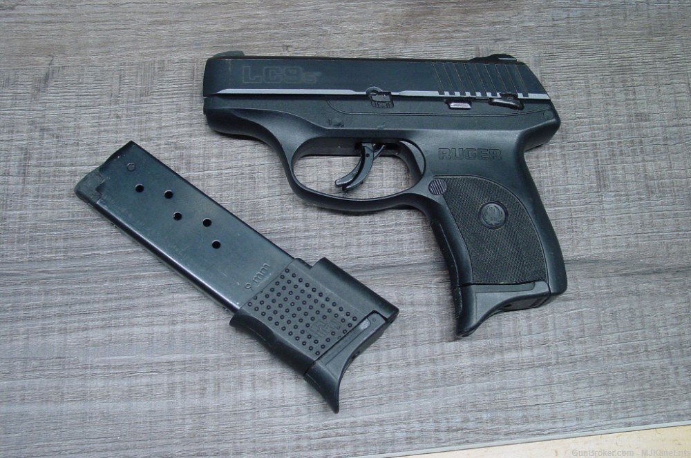 Ruger LC9S sub compact 9mm semi auto pistol w/extended mag!!-img-0
