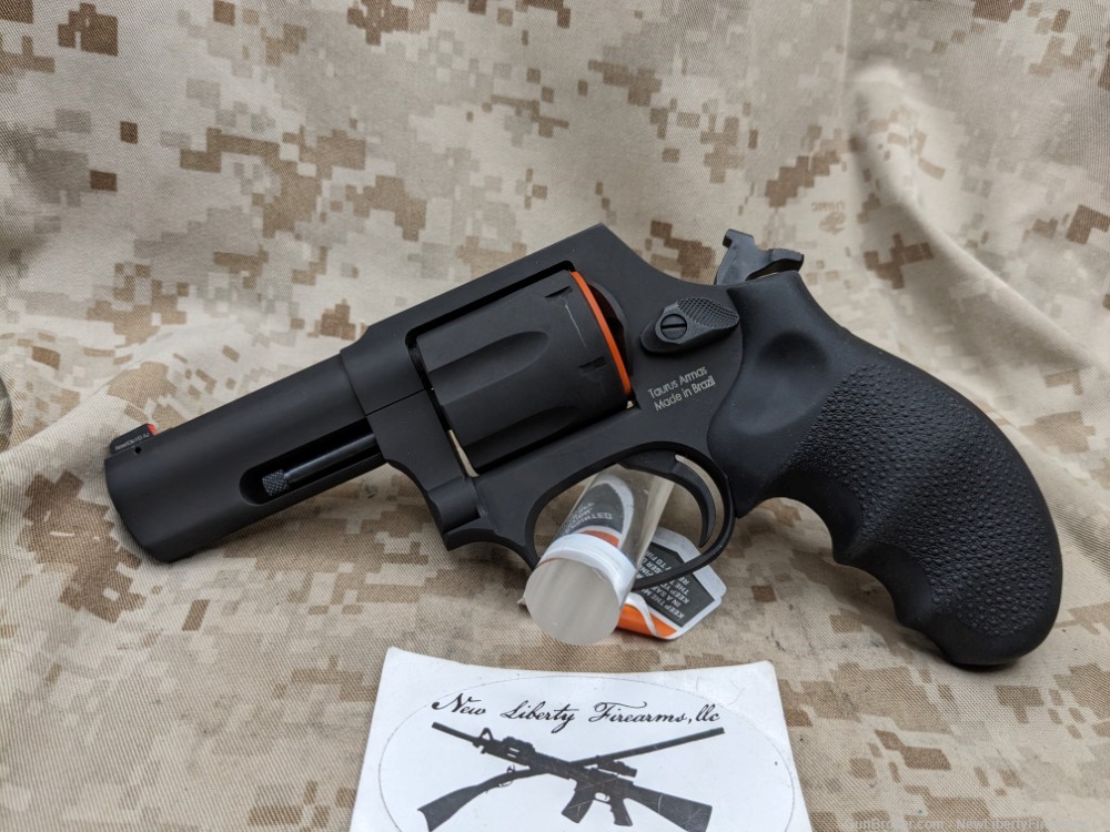 Taurus 856 Defender .38 Spl 6-Shot Revolver Night Sights NIB 285631NS-img-8