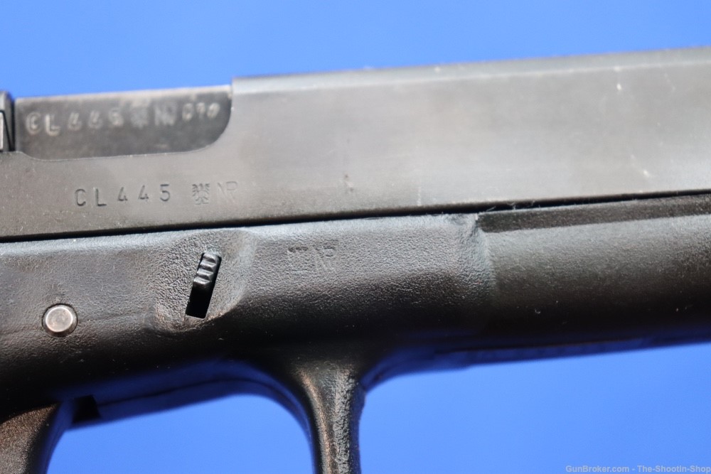Glock Model G17 GEN1 Pistol AUG 1987 MFG 17 GEN 1 9MM CL Prefix PTY Code-img-15