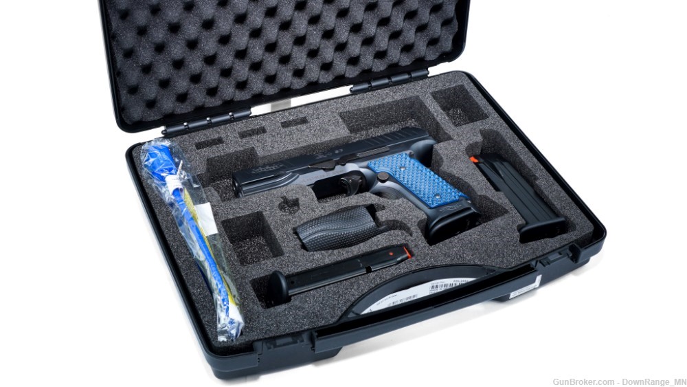 WALTHER Q4 SF | 9MM 15+1 | VZ GRIPS, ORIGINAL CASE, 3 MAGS-img-2