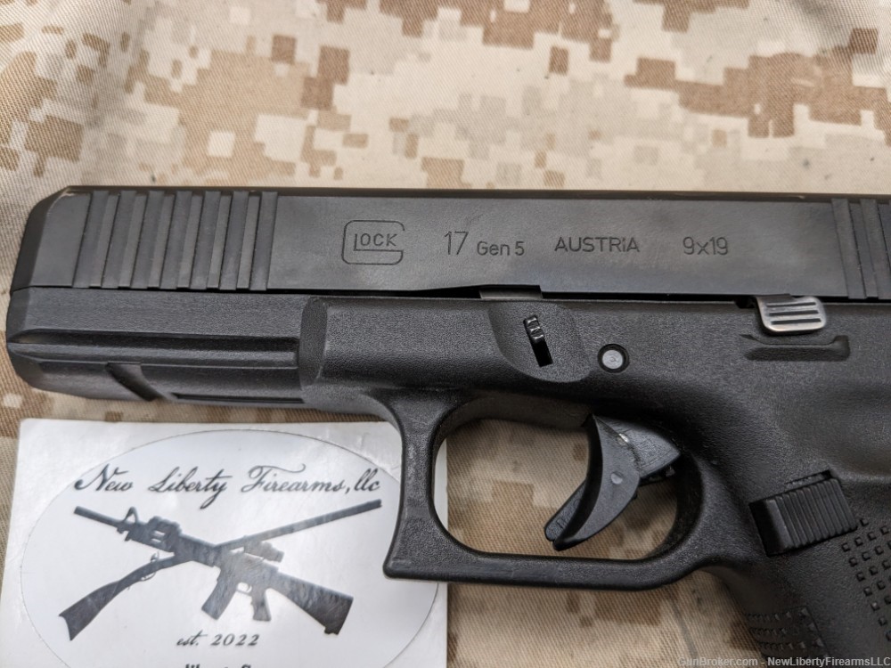 Glock 17 Gen 5 Pistol 9MM Police Trade In G17 Austria 1-17rd Mag Very Good-img-4