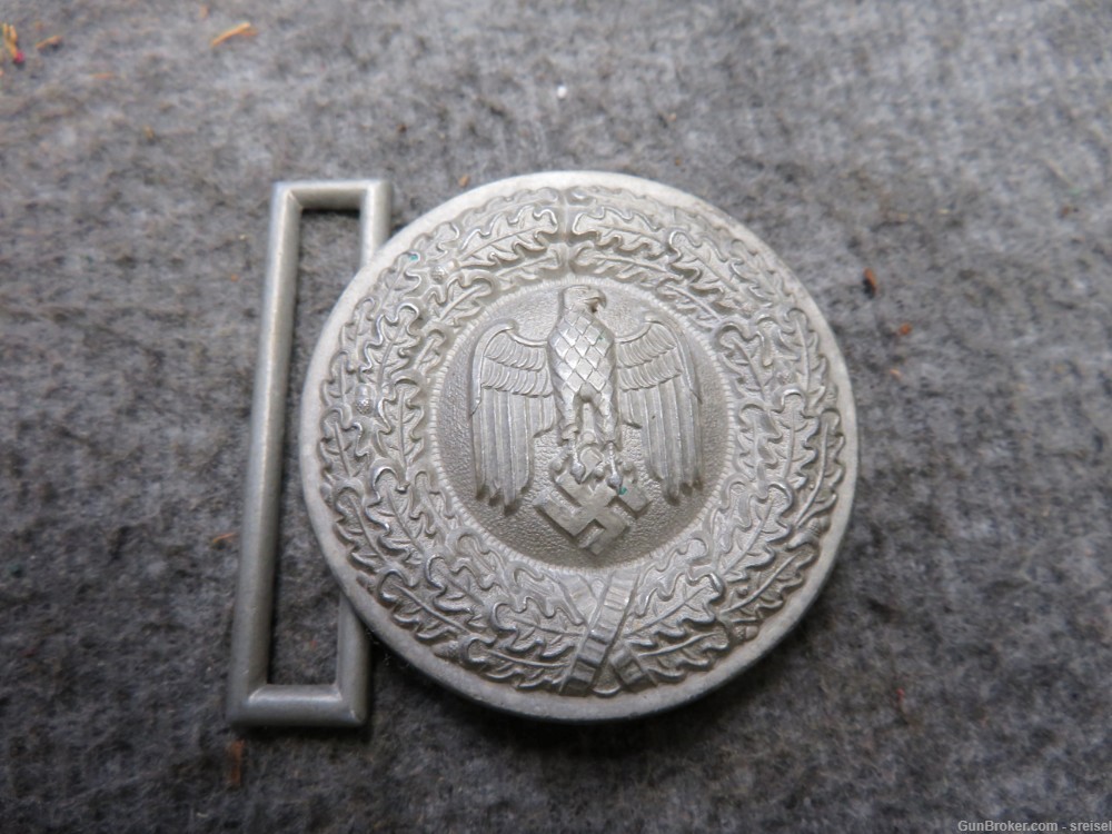 WWII GERMAN ARMY OFFICER BELT BUCKLE-NICE DETAIL & FINISH-img-0