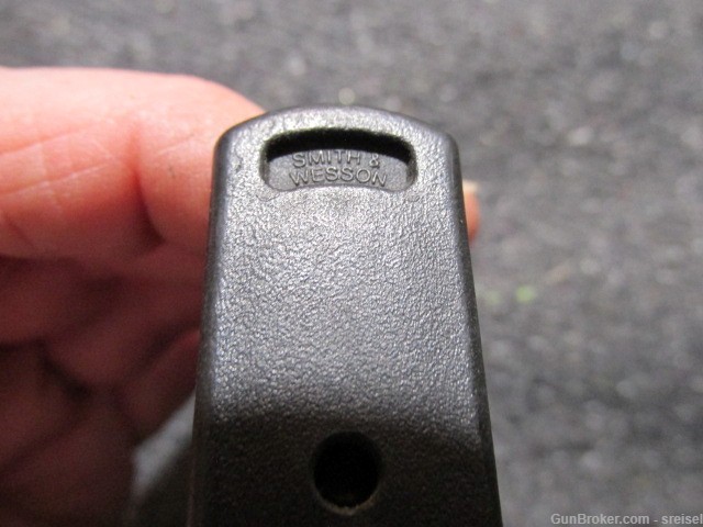 SMITH AND WESSON 5900 SERIES STAINLESS 9mm CALIBER PISTOL MAGAZINE-img-4