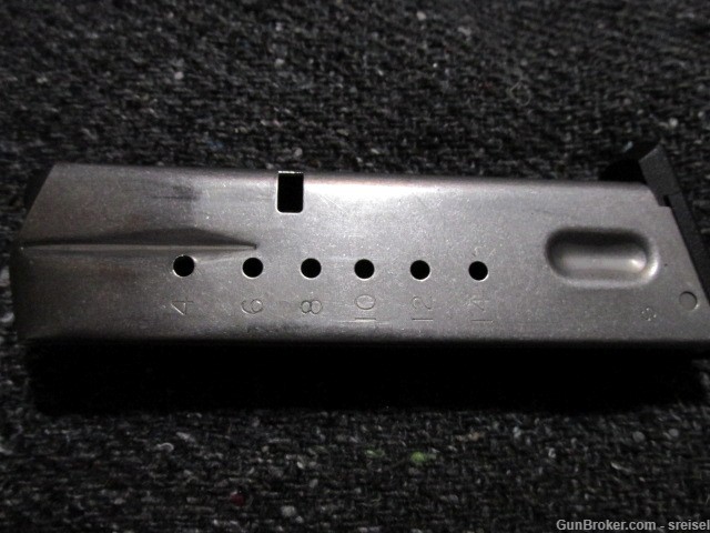 SMITH AND WESSON 5900 SERIES STAINLESS 9mm CALIBER PISTOL MAGAZINE-img-2