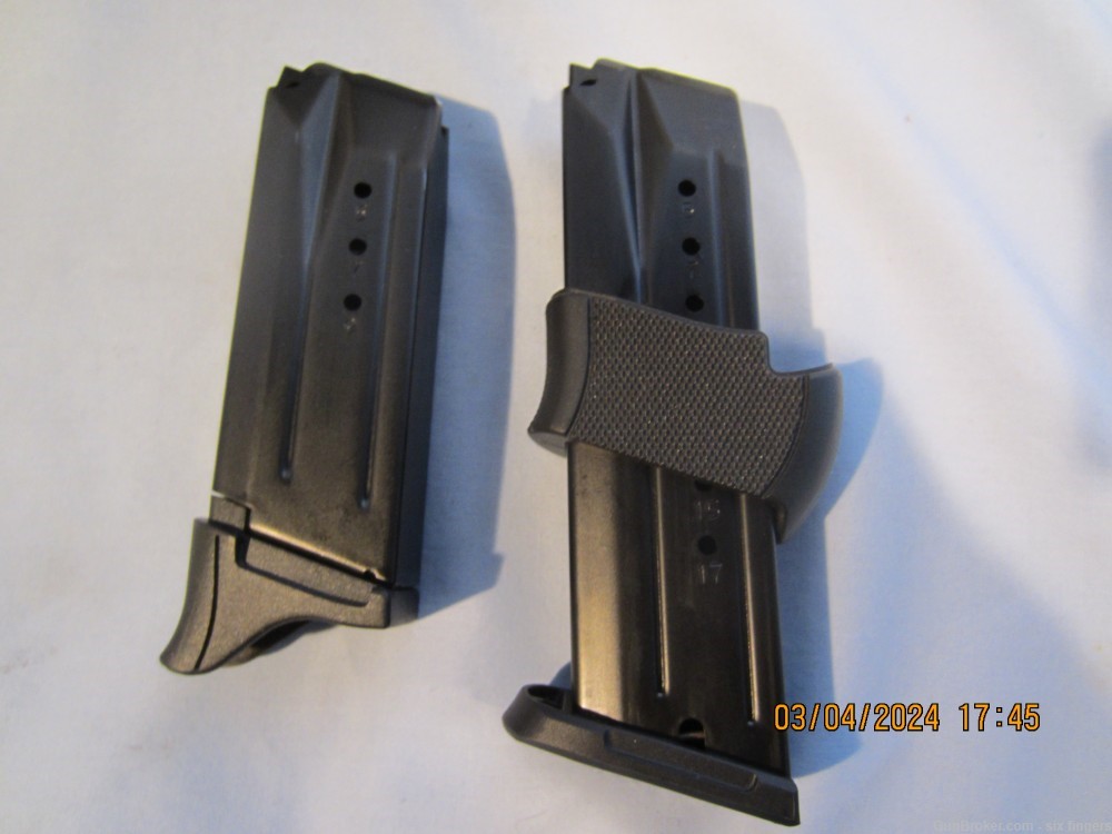 Ruger SR9C 9mm, 2 mags.-img-5