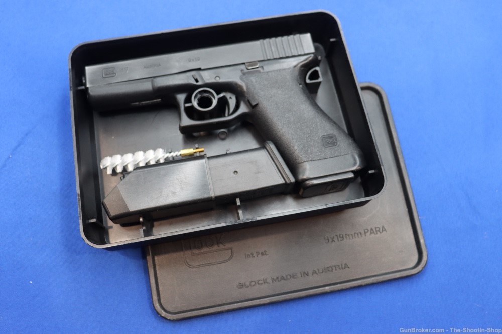 Glock Model G17 GEN1 Pistol JAN 1989 MFG 17 GEN 1 9MM ES S# Prefix w/ Box-img-0