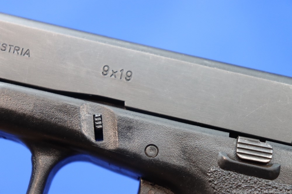 Glock Model G17 GEN1 Pistol JAN 1989 MFG 17 GEN 1 9MM ES S# Prefix w/ Box-img-18
