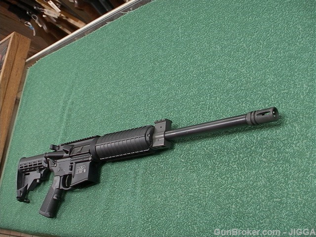 Used Smith & Wesson M&P 15    5.56 MM-img-0