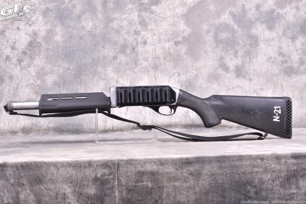 Remington 870 Magnum 12 Gauge (No barrel)-img-2