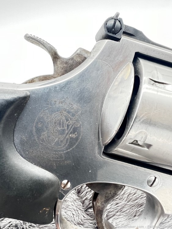 Smith & Wesson 629-5 Full lug, 5" 44 magnum-img-6