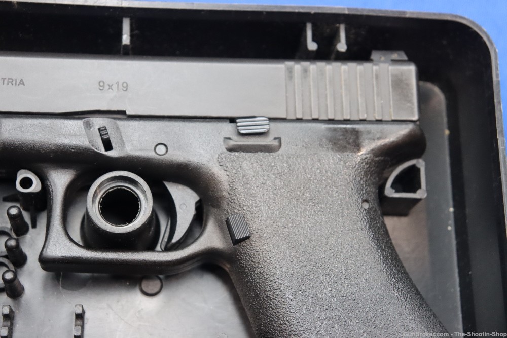 Glock Model G17 GEN1 Pistol NOV 1986 MFG 17 Gen 1 AUSTRIA 9MM BA S# VTH 86-img-3
