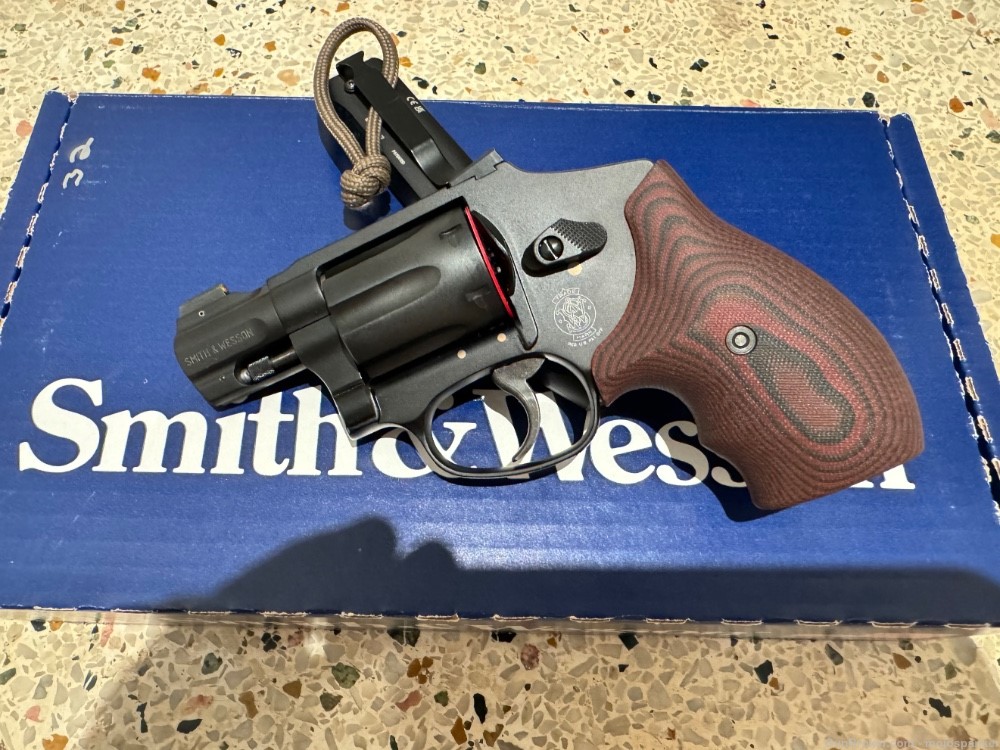 NEW RARE Smith and Wesson 432 Ultra Carry UC 432UC .32 H&R Mag S&W 14035-img-2