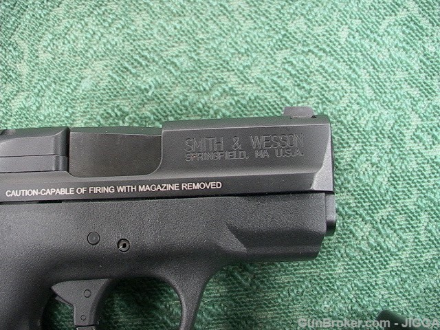 Used Smith and Wesson M&P Shield 9MM-img-4