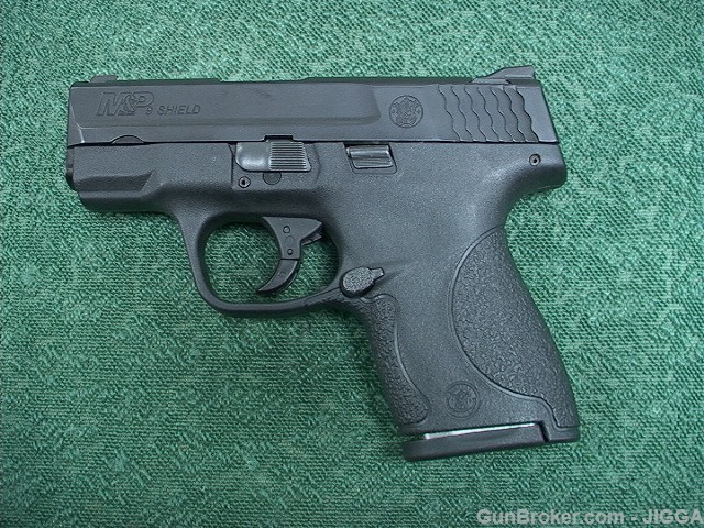Used Smith and Wesson M&P Shield 9MM-img-1