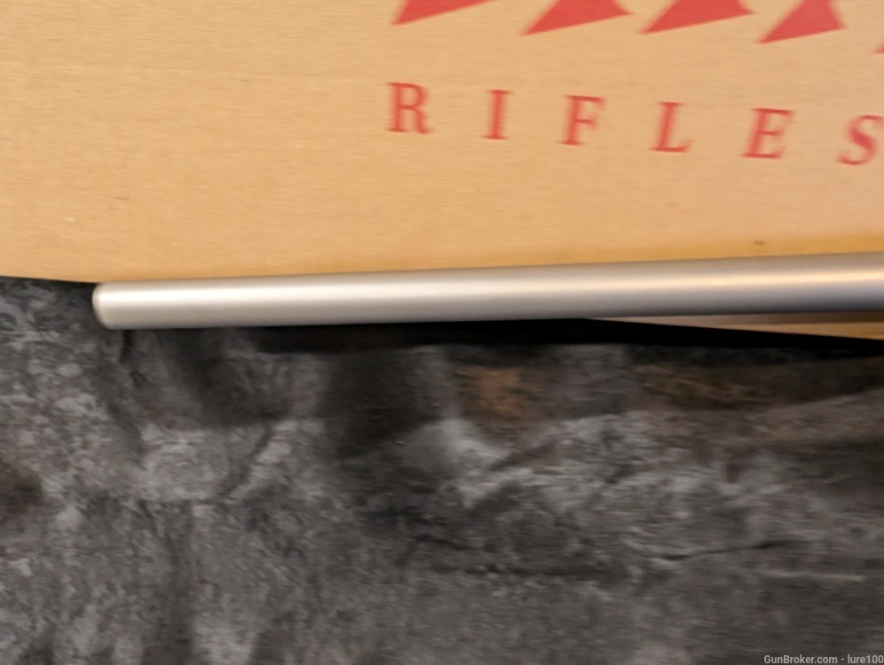 Winchester Model 70 SA COYOTE 22-250 STAINLESS Laminated Varmint w box-img-17