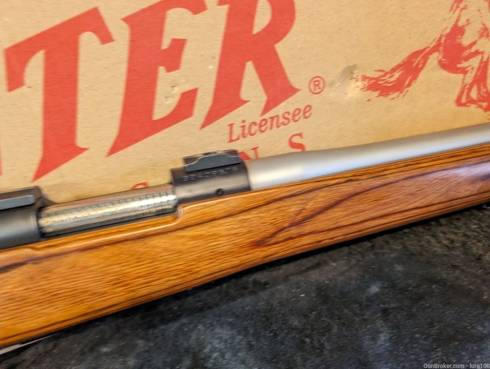 Winchester Model 70 SA COYOTE 22-250 STAINLESS Laminated Varmint w box-img-9